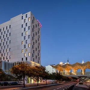 Szálloda Moxy Oriente Lisboa